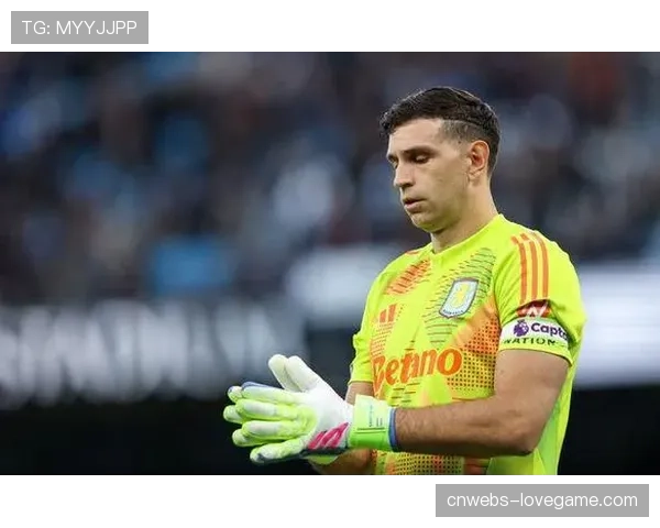 数据分析：维拉门将马丁内斯三月扑救成功率第一，但出击失误率也偏高